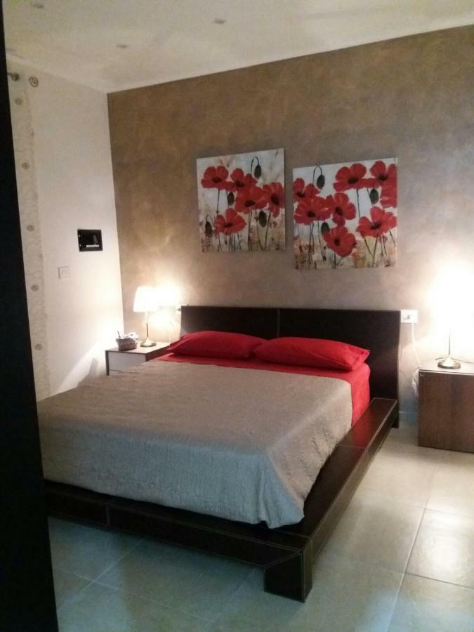 La Dimora Di Vituccio B&B Avetrana Bagian luar foto