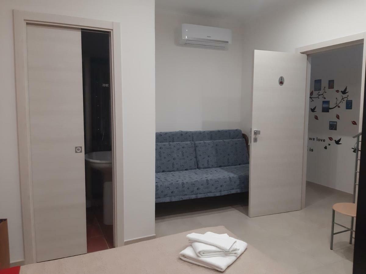La Dimora Di Vituccio B&B Avetrana Bagian luar foto
